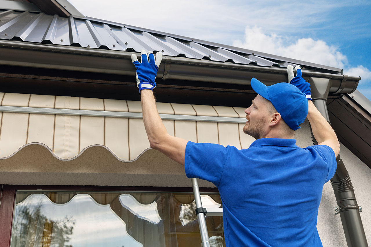 Rain-gutters-installation-repair-maintenance-2