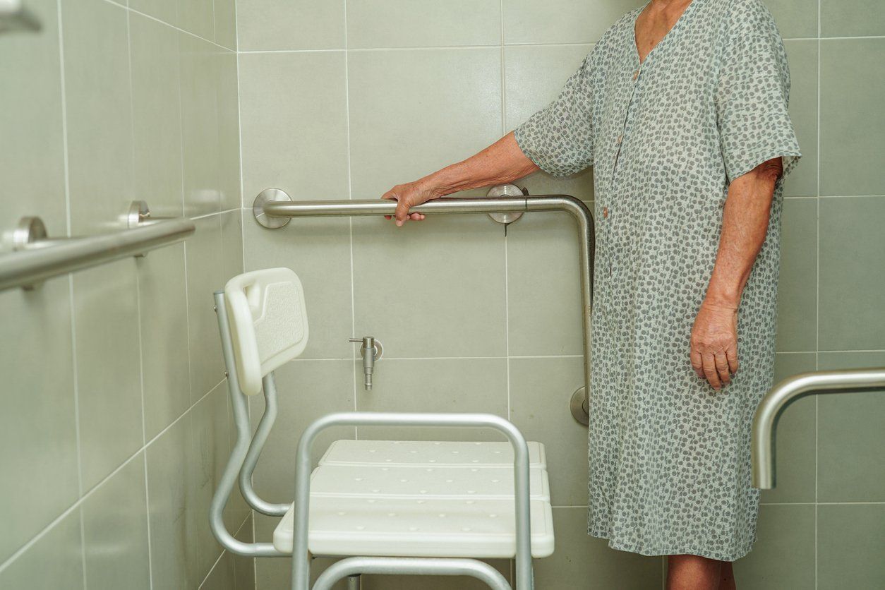 where_to_install_grab_bars_for_shower_safety_header_image