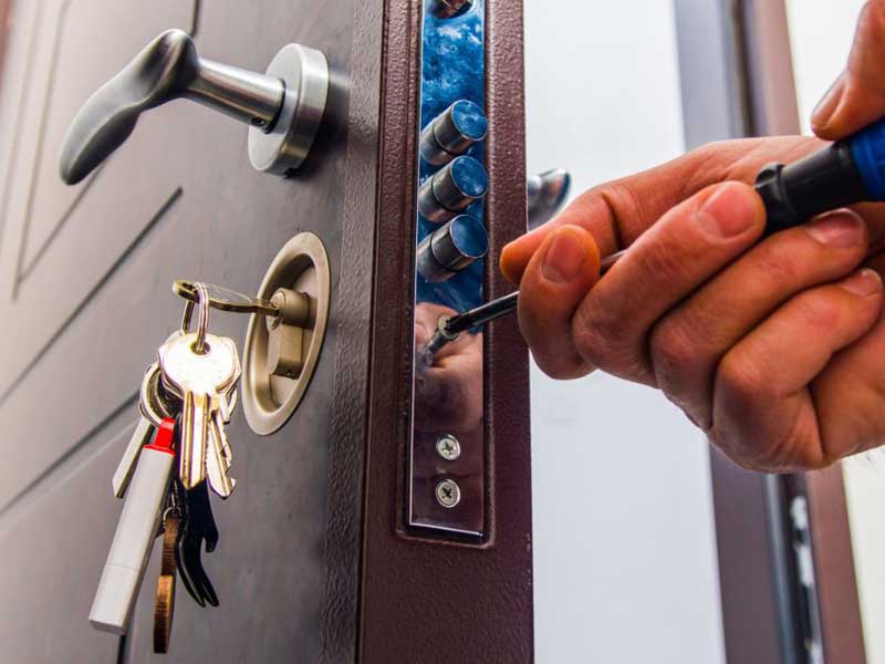small-locksmith